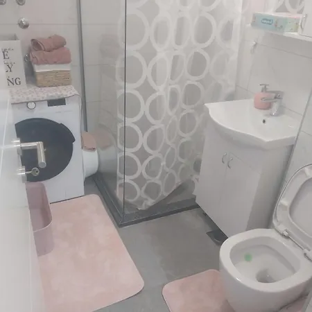 Milica Apartment *